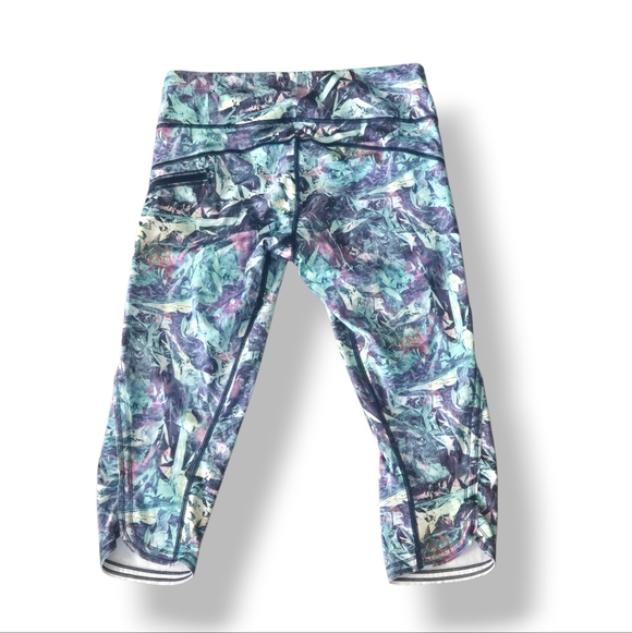 Lululemon Run: Inspire Crop II *All Full-On Luxtreme Iridescent Multi Size 6 - Picture 2 of 7